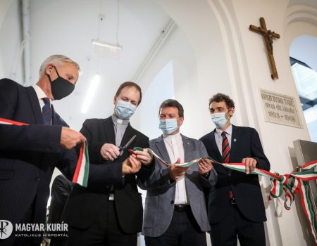 Megáldották a budapesti Szent Gellért általános iskola új épületét