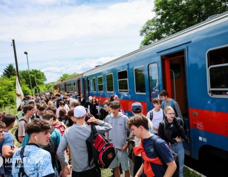 Pál Apostolosok is – A remény zarándokai