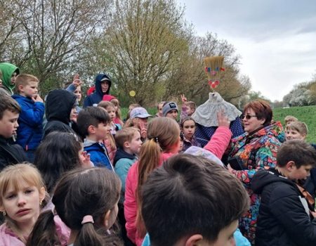 Kiszehajtás a Pál Apostolban